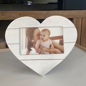 Heart shaped picture frame